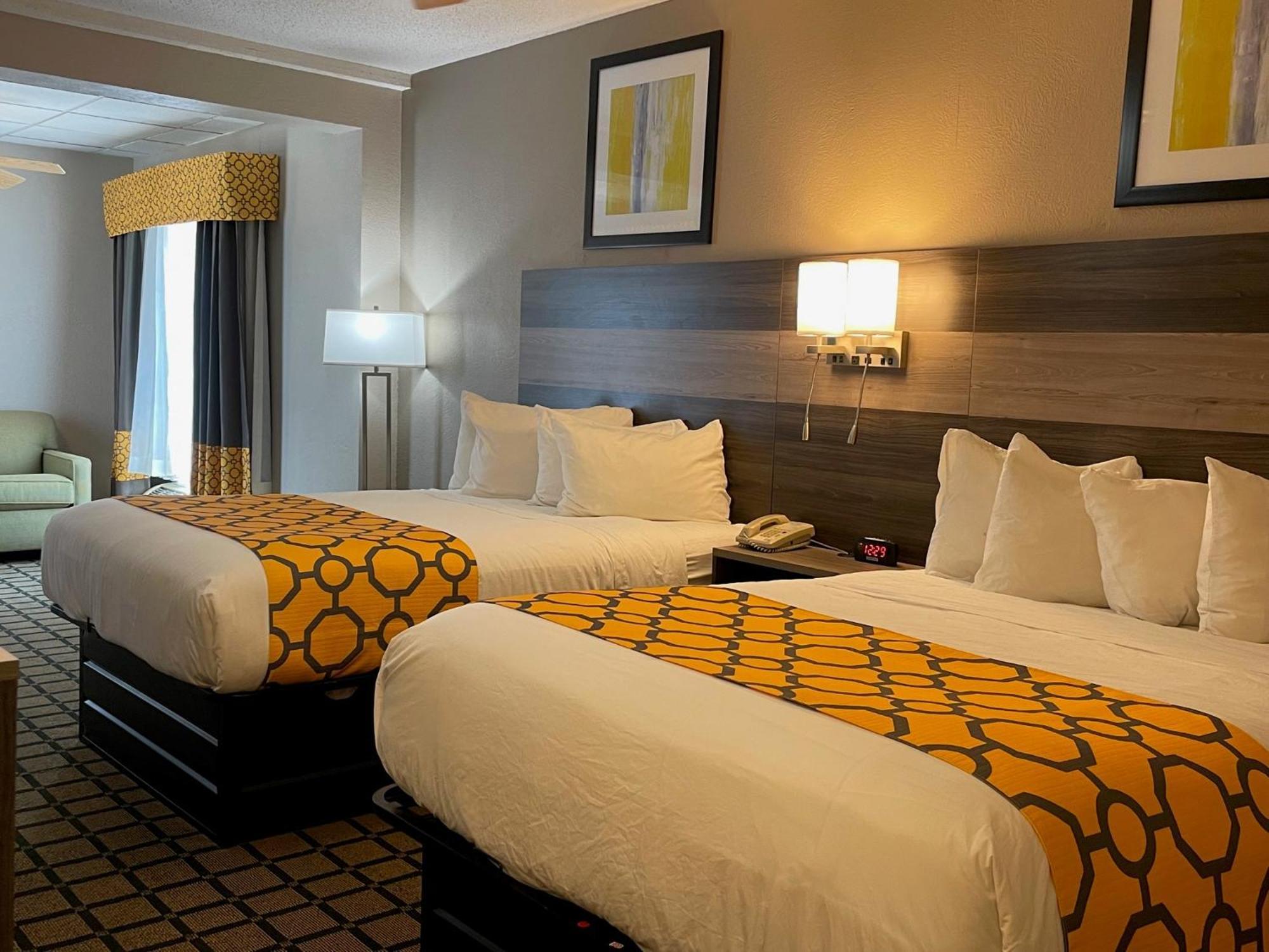 Baymont By Wyndham West Plains Hotel Bagian luar foto
