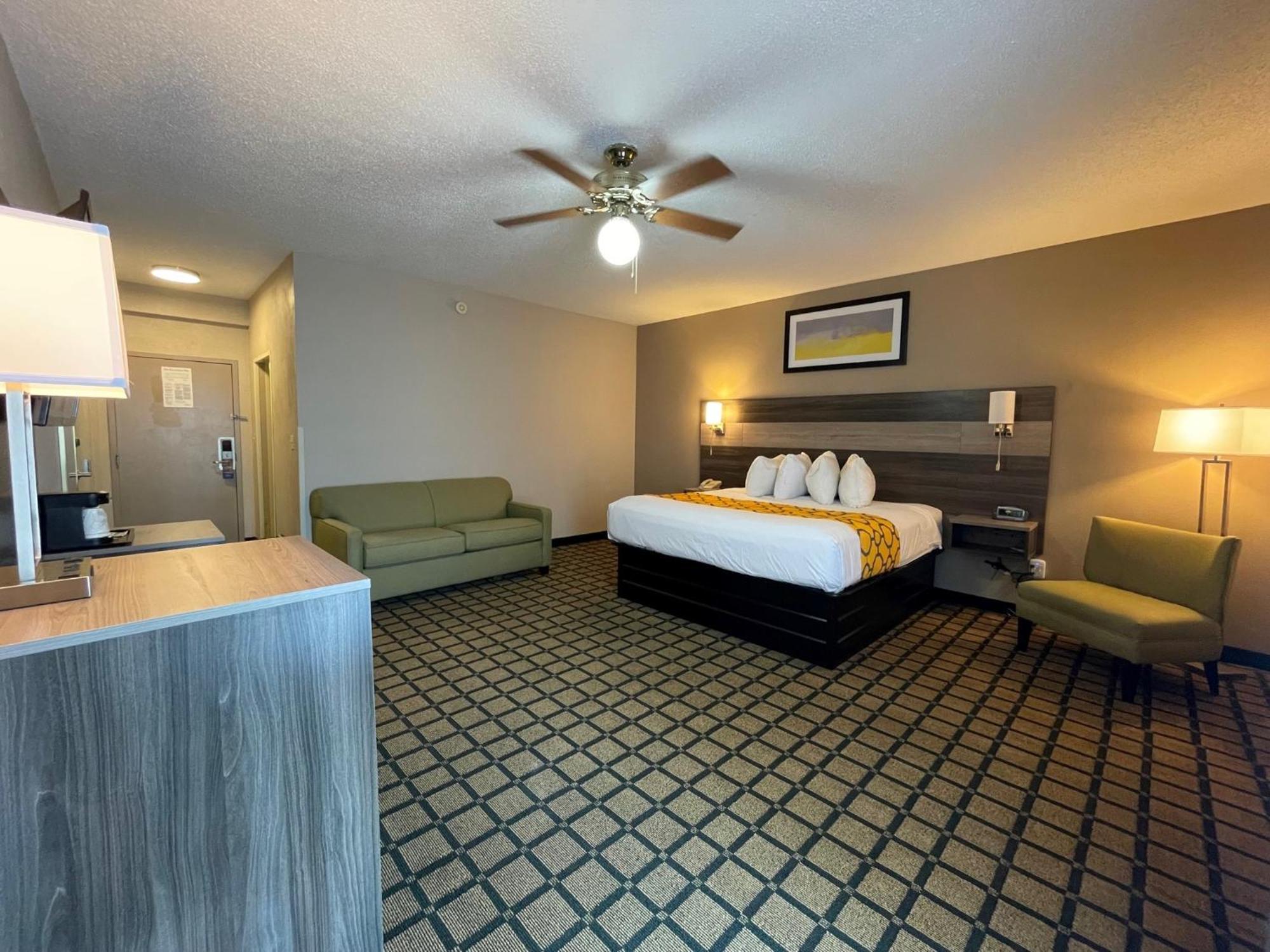 Baymont By Wyndham West Plains Hotel Bagian luar foto